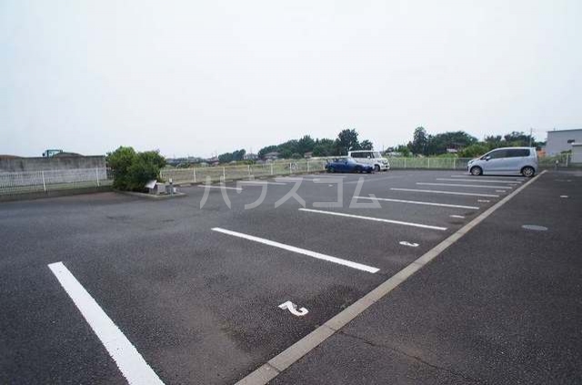 15/21 駐車場