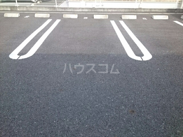 2/8 駐車場