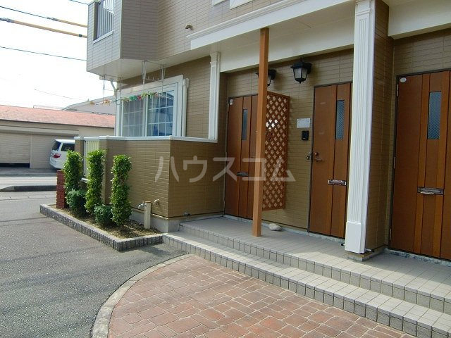 15/22 エントランス