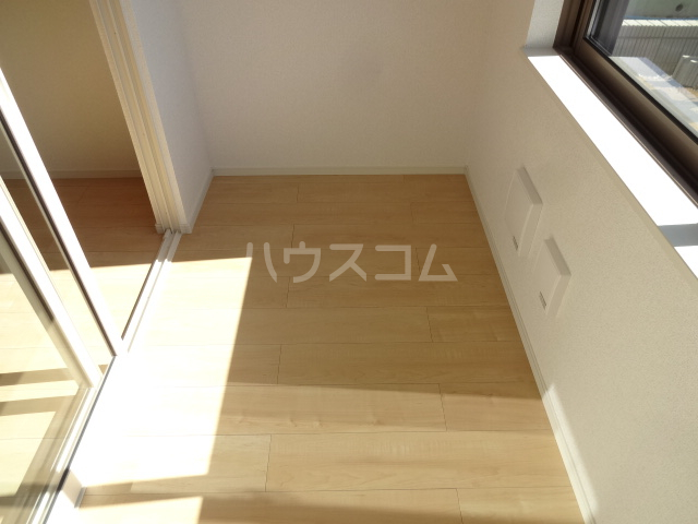 23/30 バルコニー