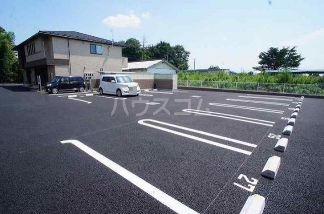 14/20 駐車場