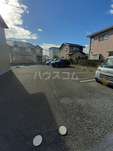 15/27 駐車場