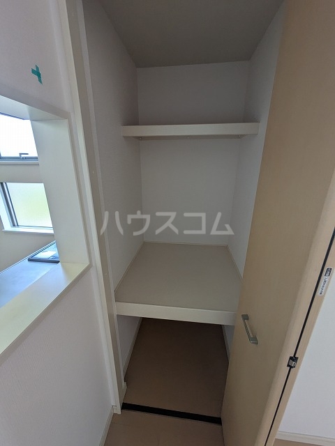 13/30 収納