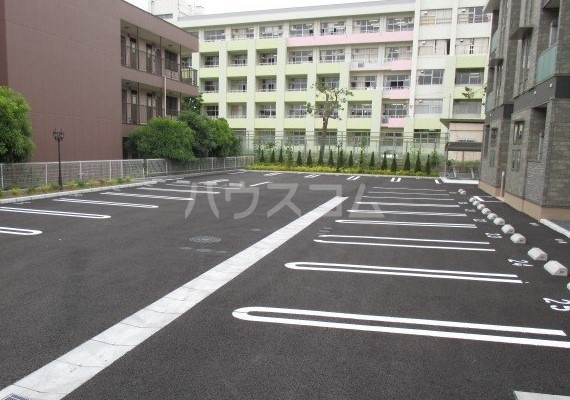 4/8 駐車場