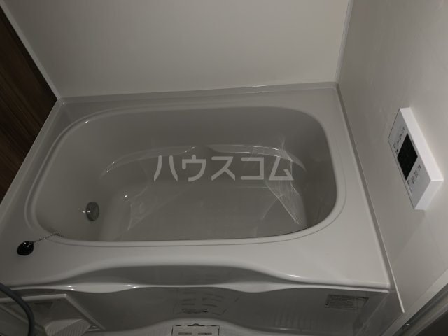 13/30 浴室