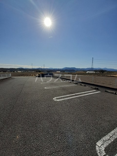 15/27 駐車場