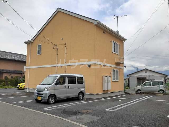 23/30 駐車場