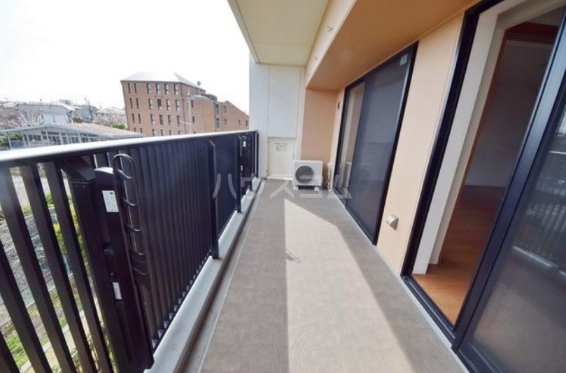 13/26 バルコニー