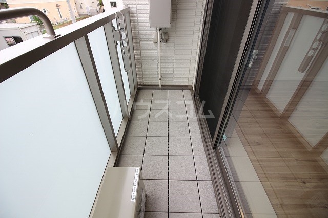 14/30 バルコニー