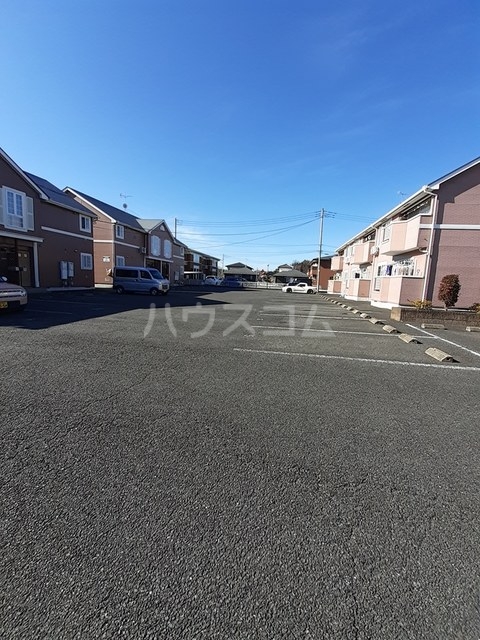 15/27 駐車場