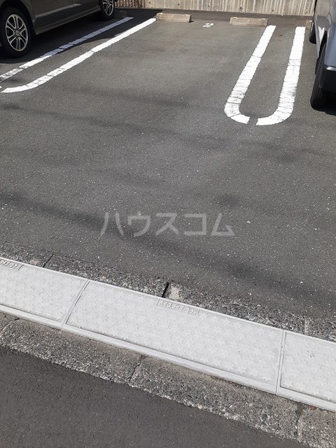 26/30 駐車場