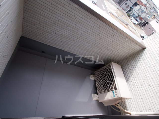 20/30 バルコニー
