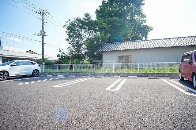 14/20 駐車場