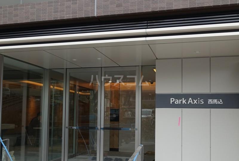 15/19 エントランス