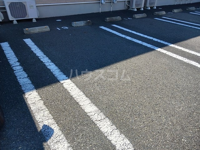 15/24 駐車場