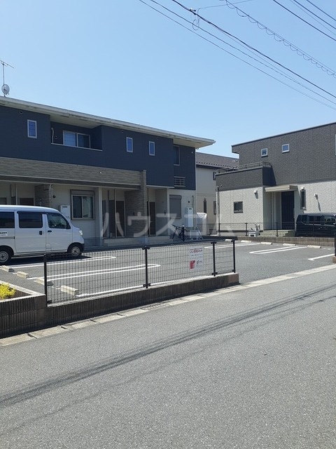 2/7 駐車場