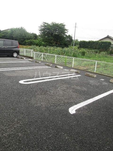 15/21 駐車場