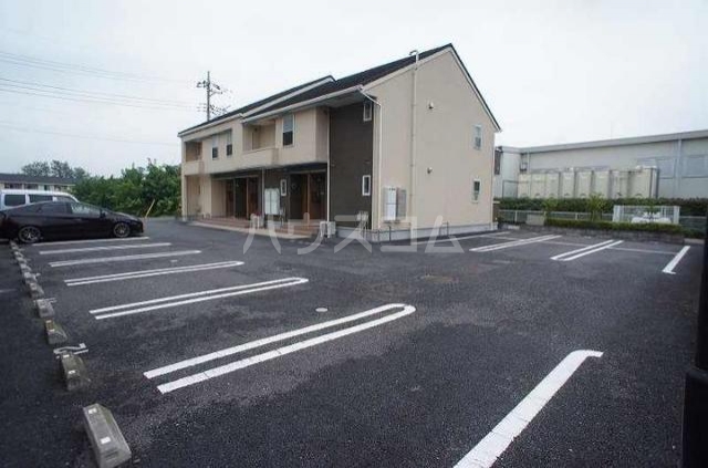 2/6 駐車場
