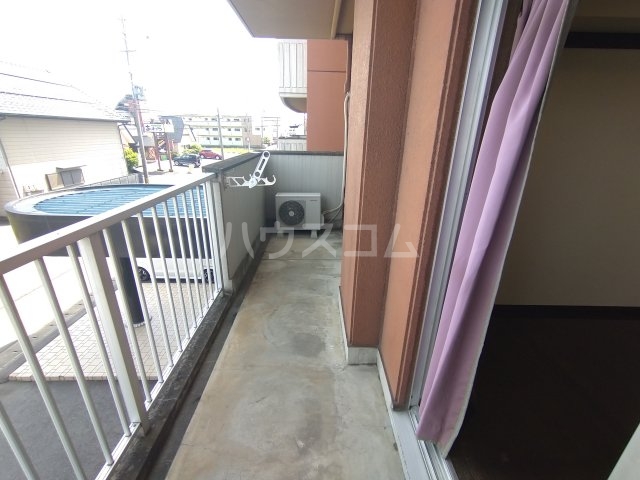 15/27 バルコニー
