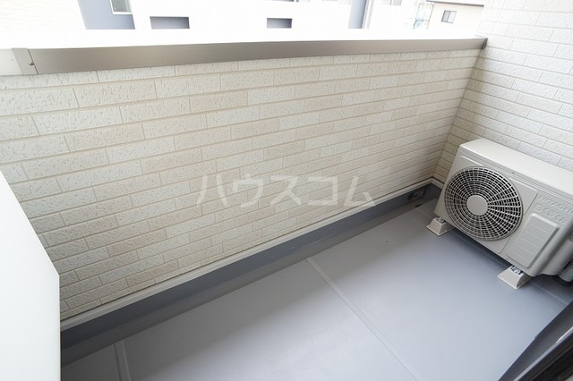 13/20 バルコニー