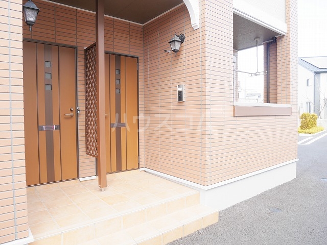 14/27 エントランス