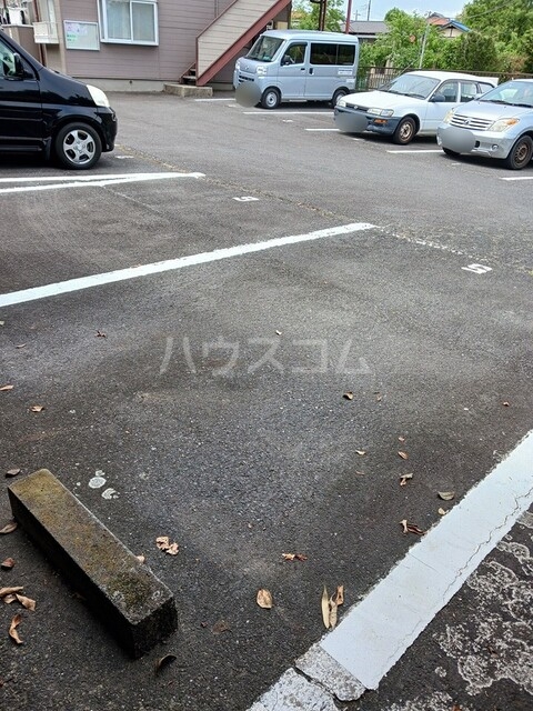 3/7 駐車場