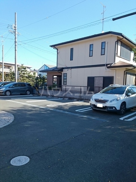 15/20 駐車場
