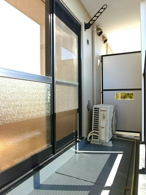 17/27 バルコニー