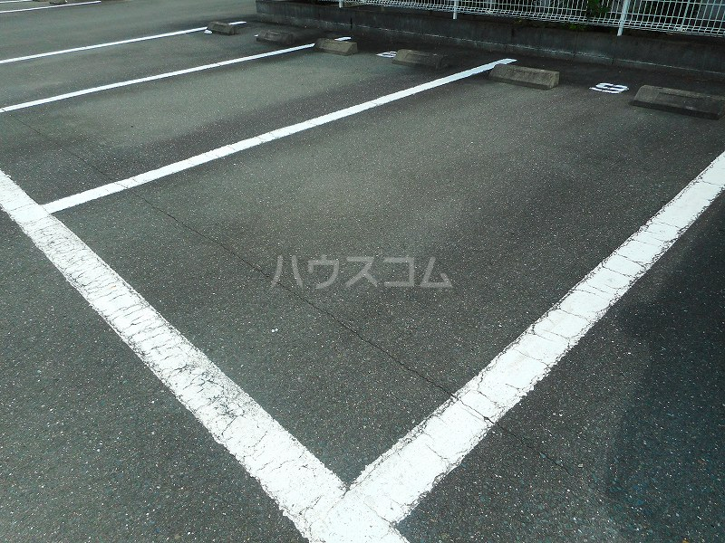 15/21 駐車場