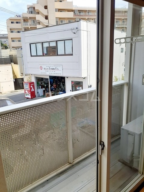 19/30 バルコニー