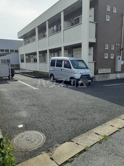 25/30 駐車場