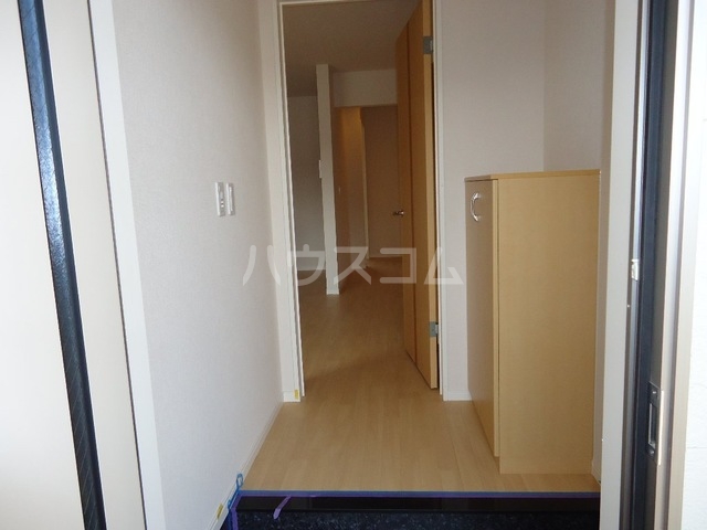 2/4 エントランス