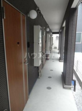 14/14 エントランス