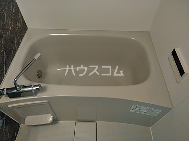 14/30 浴室
