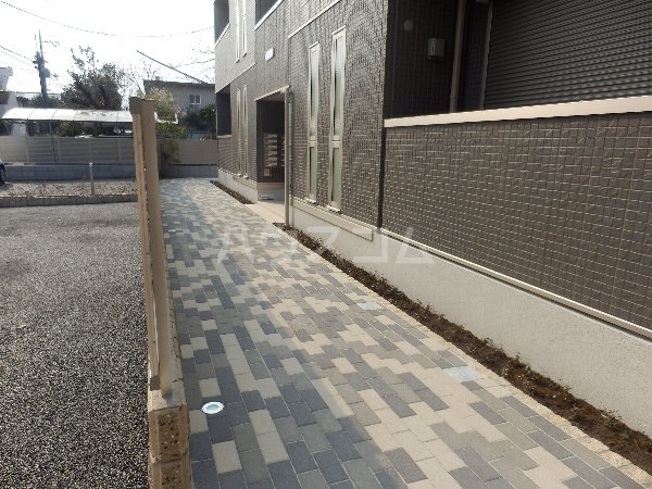 22/30 エントランス