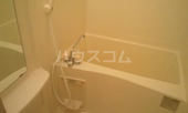 13/23 浴室