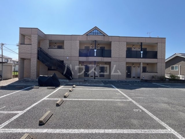 24/26 駐車場