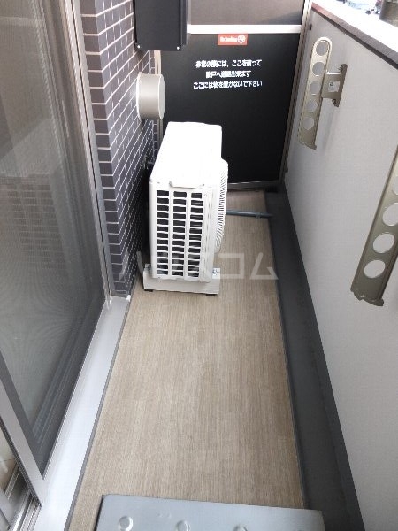 19/30 バルコニー