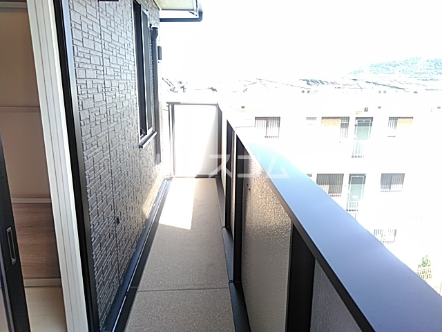 23/30 バルコニー