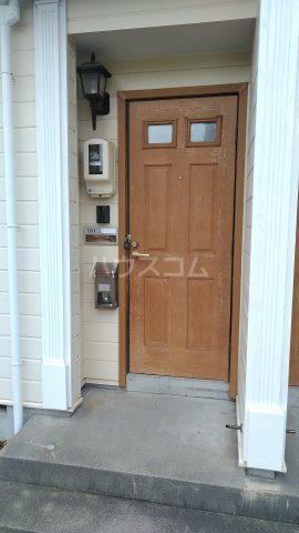 26/30 エントランス