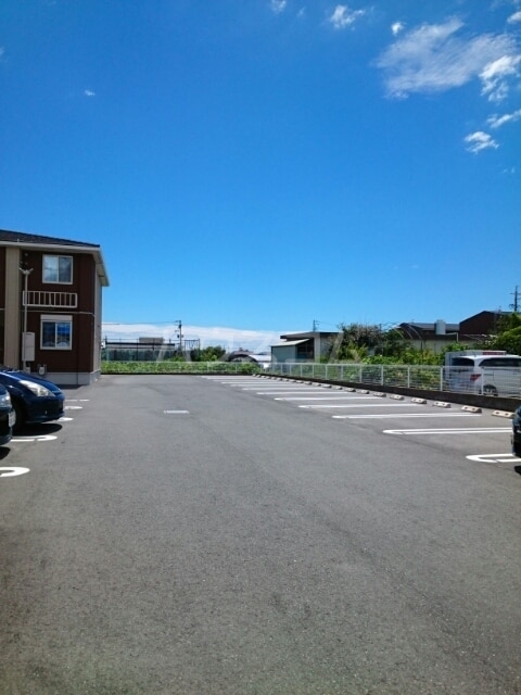 15/25 駐車場