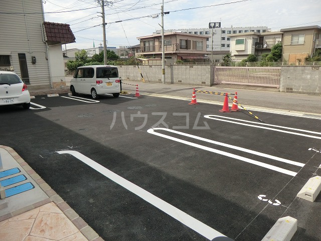 15/19 駐車場