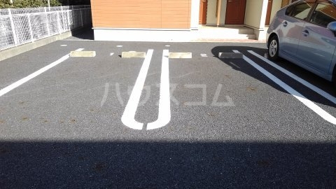 14/20 駐車場