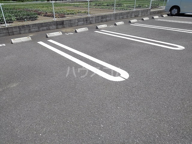 2/8 駐車場