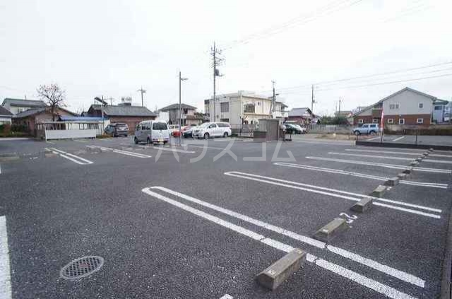 17/26 駐車場