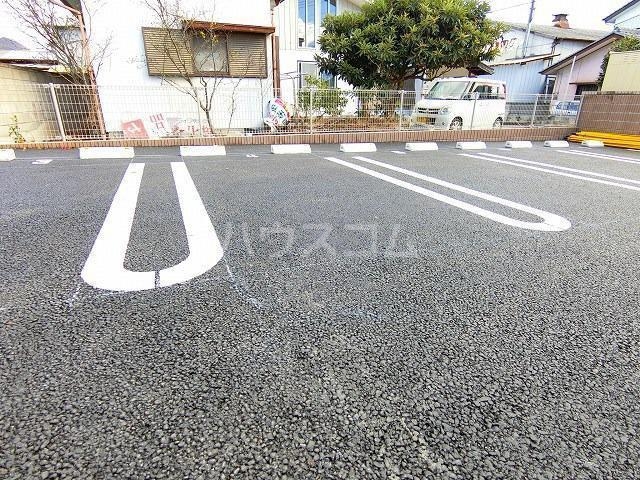 14/20 駐車場