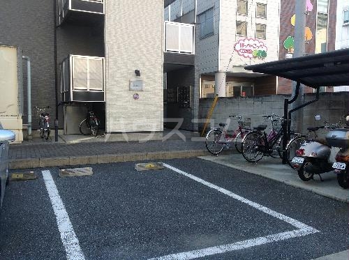 14/16 駐車場