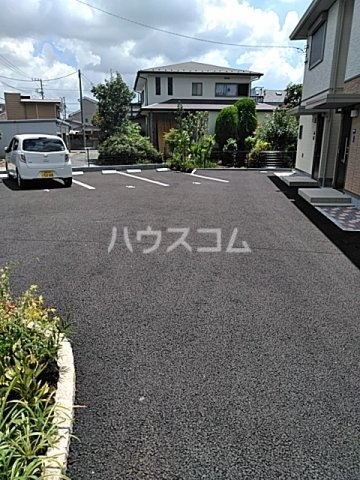28/30 駐車場