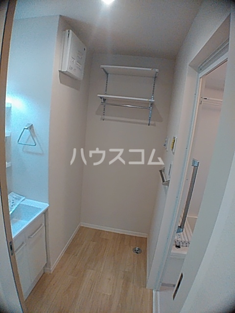 17/30 洗面