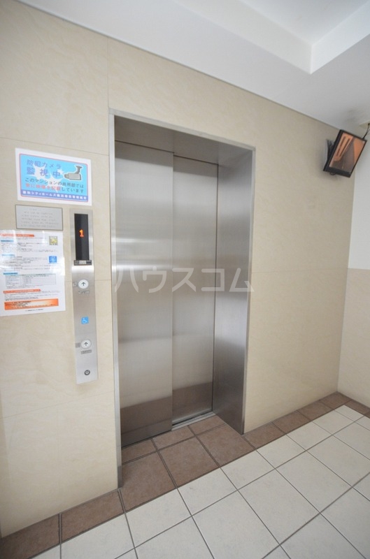 3/4 エントランス